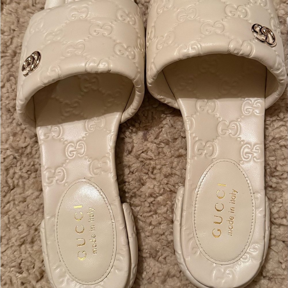 Gucci White Embossed GG Slide Sandals with Silver Logo